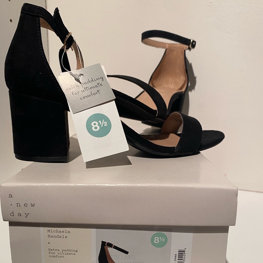 A New Day Michaela Sandals Size 8.5